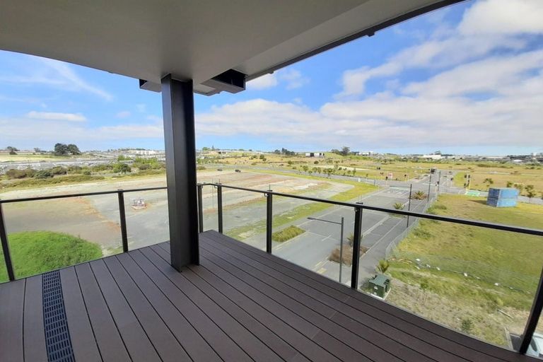 Photo of property in 401/3 Kaipiho Lane, Albany, Auckland, 0632