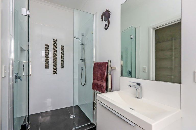 Photo of property in 26 Logan Avenue, Marewa, Napier, 4110