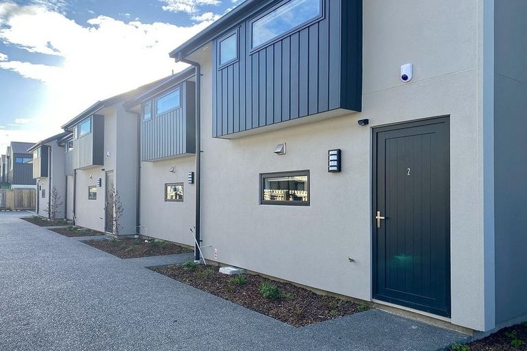 Photo of property in 2/45 Division Street, Riccarton, Christchurch, 8041