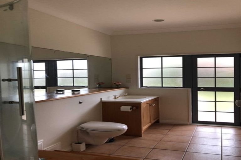 Photo of property in 23 Manor Park, Sunnyhills, Auckland, 2010