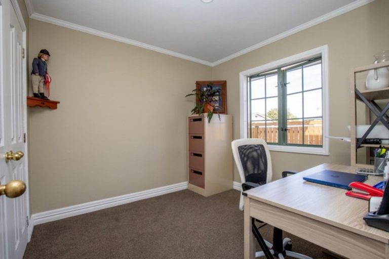 Photo of property in 27 Raratuna Street, Turua, 3574