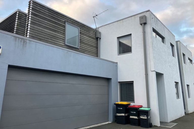 Photo of property in 9c Champion Street, Edgeware, Christchurch, 8013