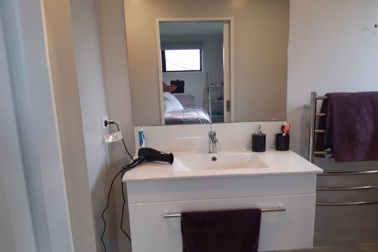 Photo of property in 6 Shale Court, Rolleston, 7614