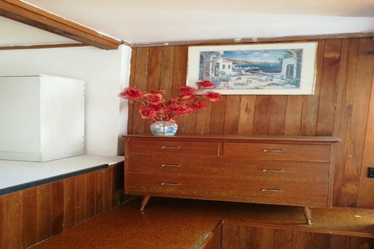 Photo of property in 2/19 Stanley Road, Glenfield, Auckland, 0629