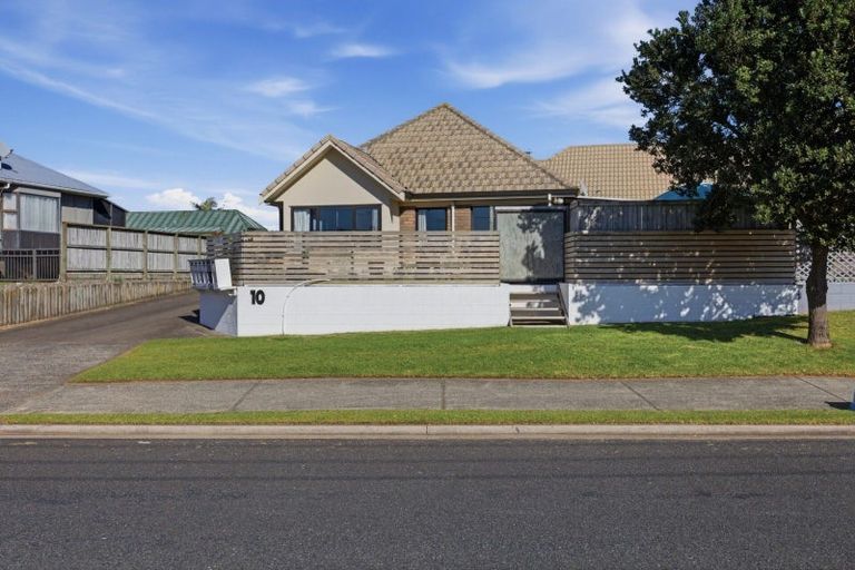Photo of property in 10 Ranch Road, Mount Maunganui, 3116