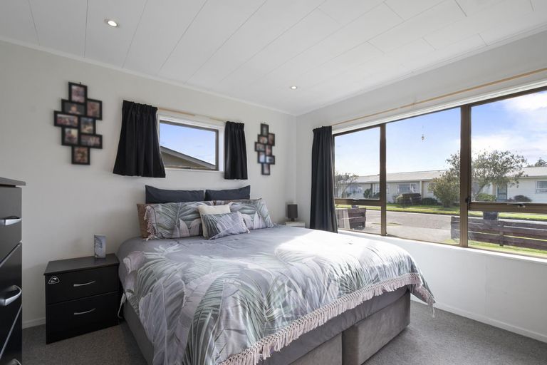 Photo of property in 23 Ferndale Place, Feilding, 4702