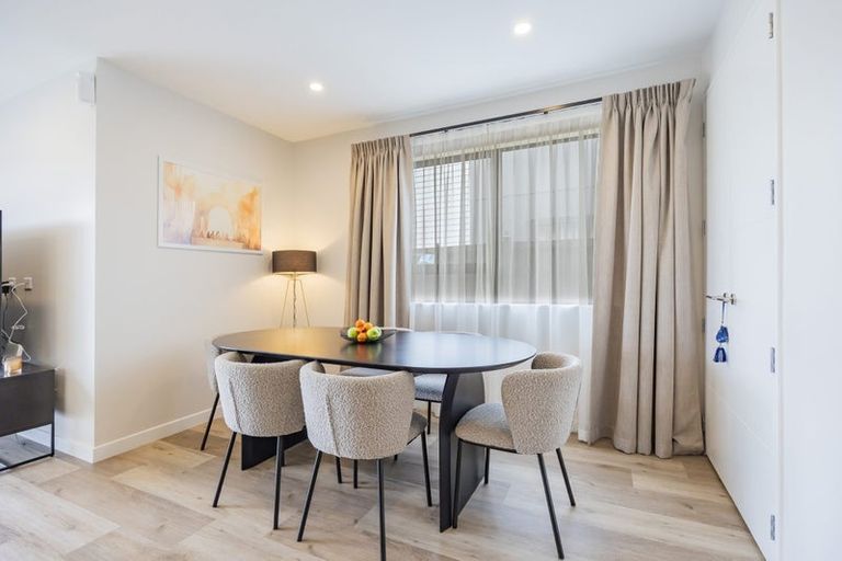 Photo of property in 148 Vintry Drive, Kumeu, 0810