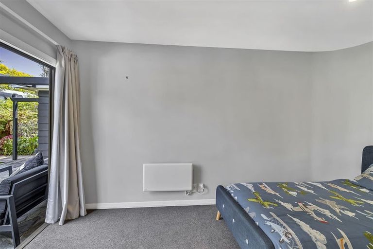 Photo of property in 9 Joyce Crescent, Ilam, Christchurch, 8041