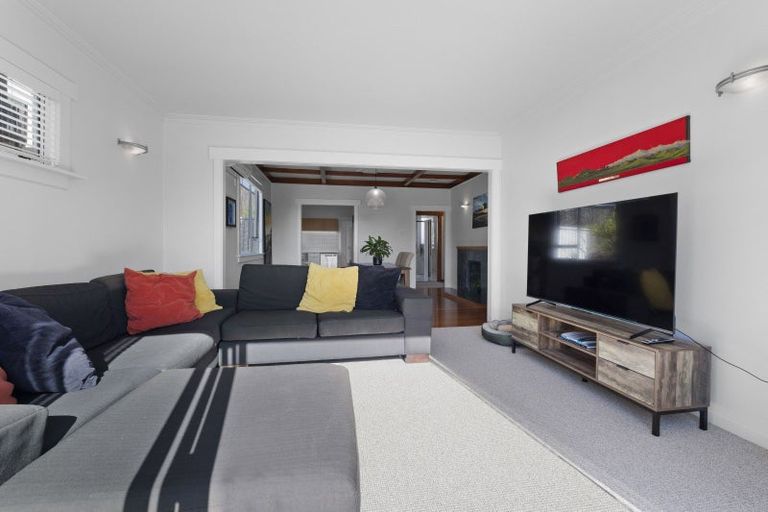 Photo of property in 26 Mclean Street, Strandon, New Plymouth, 4312
