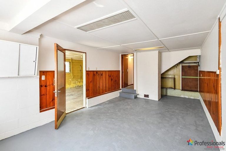 Photo of property in 90 Coronation Road, Mangere Bridge, Auckland, 2022