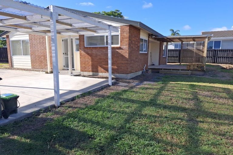 Photo of property in 26 Childers Road, Ranui, Auckland, 0612