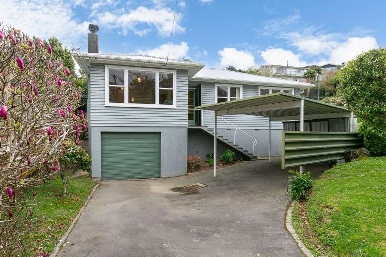 Photo of property in 65 Ohariu Road, Johnsonville, Wellington, 6037