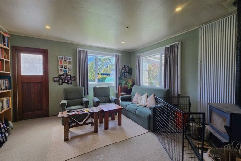 Photo of property in 21 Dents Road, Kaniere, Hokitika, 7811