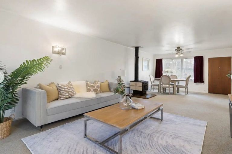 Photo of property in 1/2 Arthur Road, Hillpark, Auckland, 2102