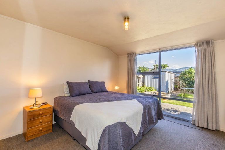 Photo of property in 4 Vining Crescent, Stoke, Nelson, 7011