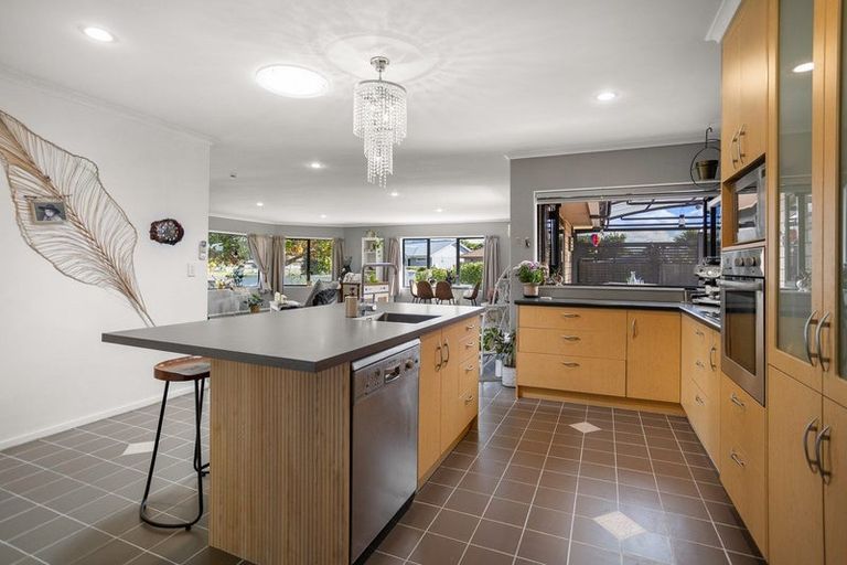Photo of property in 1 Heritage Close, Whitianga, 3510