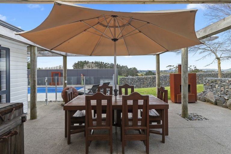 Photo of property in 763a Ararimu Road, Ararimu, Drury, 2579
