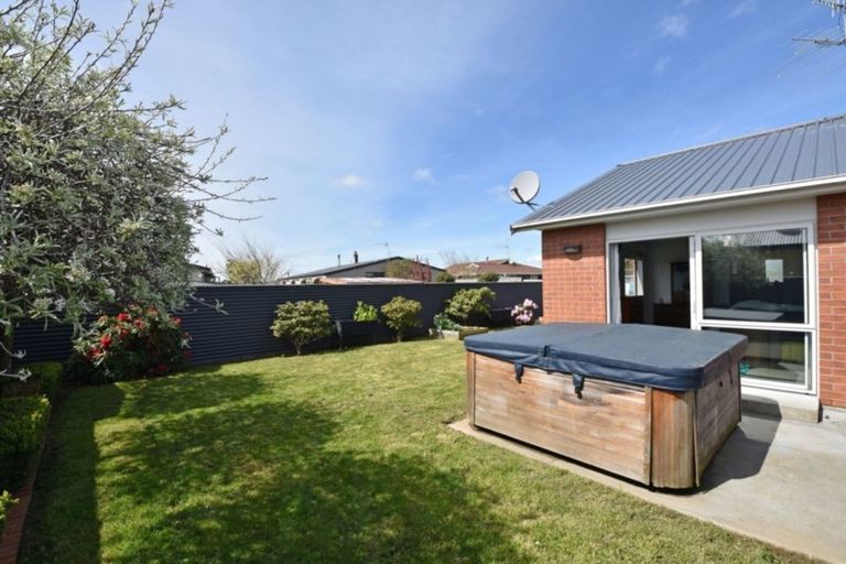 Photo of property in 16 Hoffman Court, Waikiwi, Invercargill, 9810
