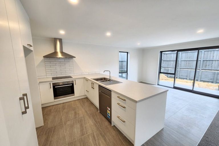 Photo of property in 33 Roslyn Farm Street, Ramarama, 2579
