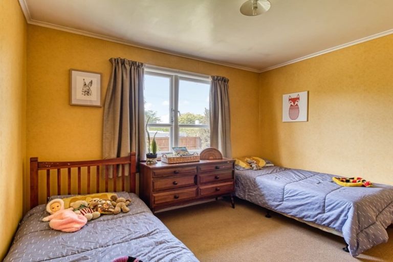 Photo of property in 24 Merton Crescent, Pirimai, Napier, 4112