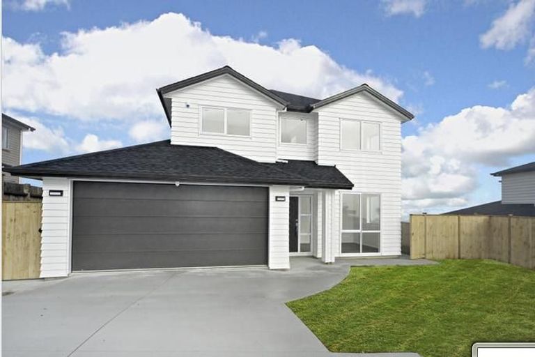 Photo of property in 68 Keri Vista Rise, Papakura, 2110