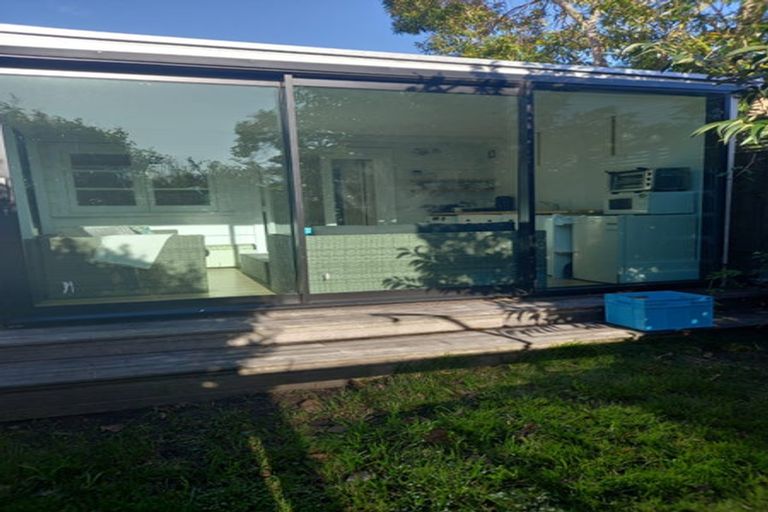 Photo of property in 1/49 Albert Road, Devonport, Auckland, 0624