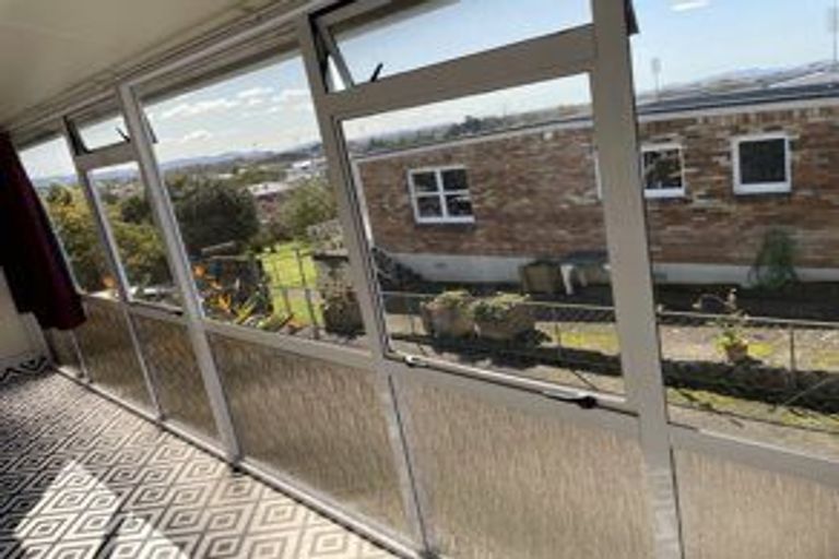 Photo of property in 3/103 Lake Road, Frankton, Hamilton, 3204