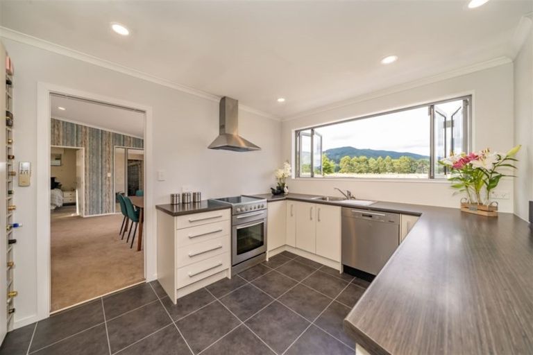 Photo of property in 183 Mangaroa Valley Road, Mangaroa, Upper Hutt, 5371