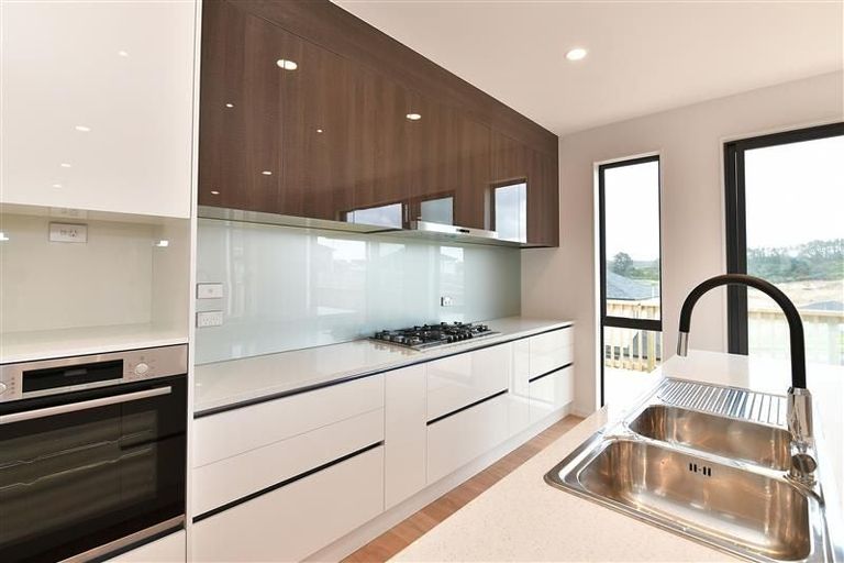 Photo of property in 245 West Hoe Heights, Orewa, 0931