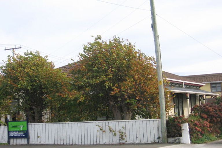 Photo of property in 1 Fitzherbert Street, Alicetown, Lower Hutt, 5010