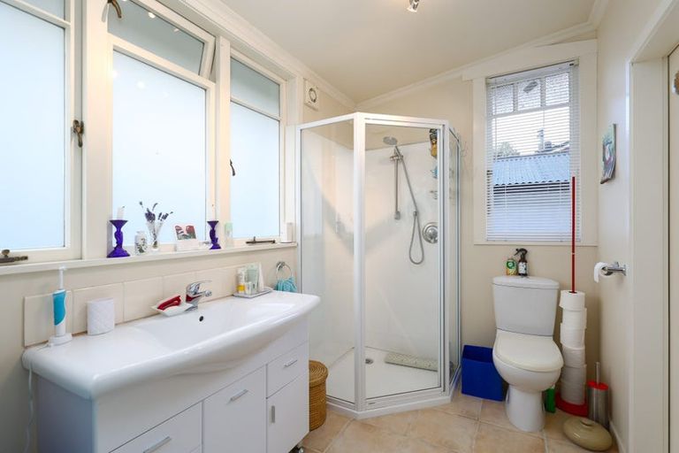 Photo of property in 59 Wellington Street, Nelson South, Nelson, 7010