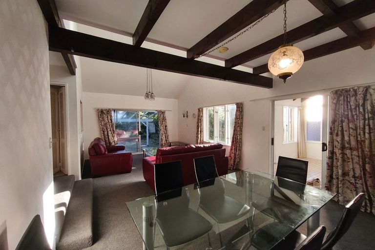 Photo of property in 39b Parkvale Road, Karori, Wellington, 6012