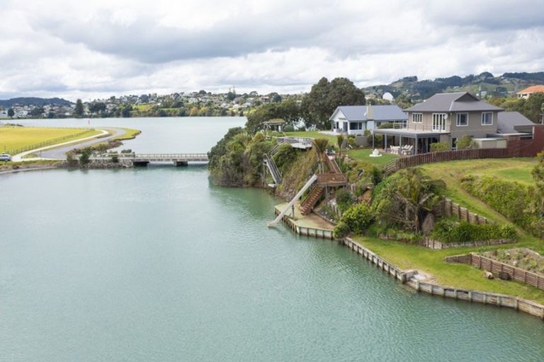 Photo of property in 3 Nihinihi Avenue, Raglan, 3225