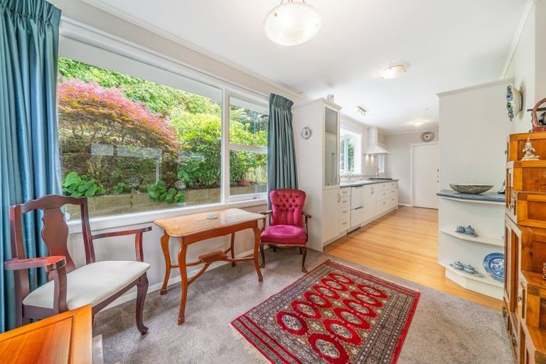 Photo of property in 39 Blue Mountains Road, Silverstream, Upper Hutt, 5019