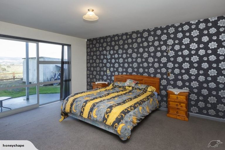 Photo of property in 36 Rodeo Drive, Kelvin Grove, Palmerston North, 4414
