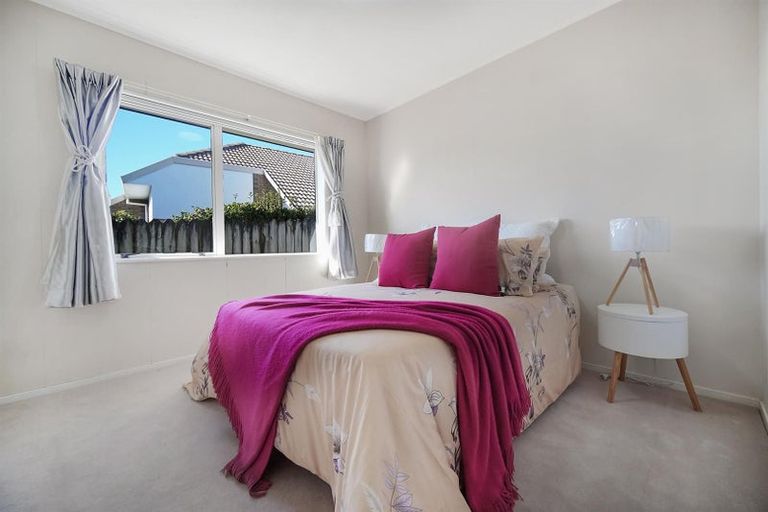 Photo of property in 178 Millhouse Drive, Golflands, Auckland, 2013
