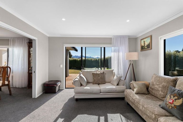 Photo of property in 5 Nancy Lane, Wanaka, 9305