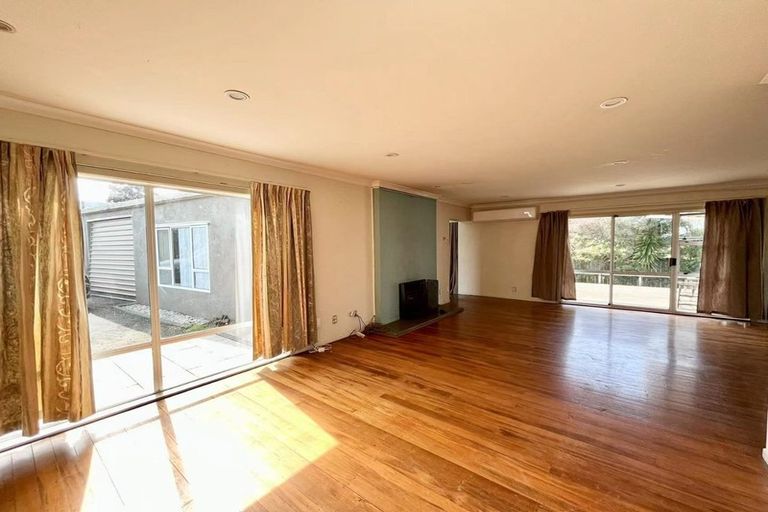 Photo of property in 158b Titirangi Road, New Lynn, Auckland, 0600