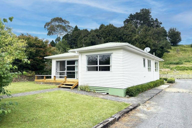 Photo of property in 13 Kahu Street, Ohura, 3926