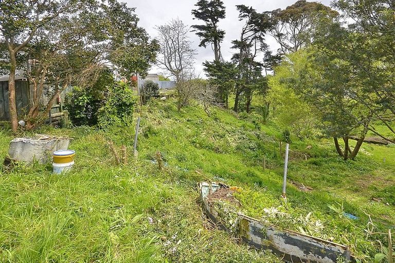 Photo of property in 15 Olive Crescent, Papatoetoe, Auckland, 2025