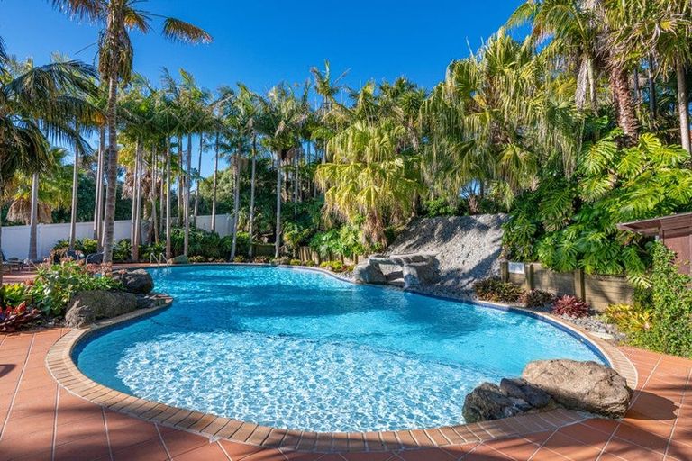 Photo of property in Santa Rosa, 3/340 Gulf Harbour Drive, Gulf Harbour, Whangaparaoa, 0930