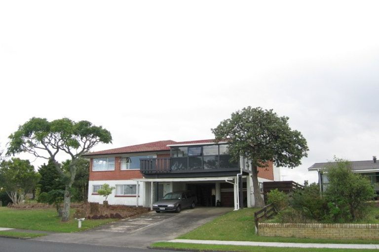 Photo of property in 10 Riverhills Avenue, Pakuranga Heights, Auckland, 2010