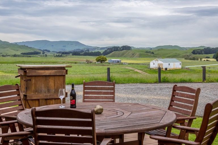 Photo of property in 1008 Cowper Road, Dannevirke, 4976