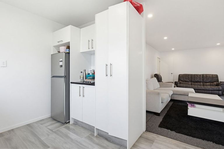 Photo of property in 34b Secretariat Place, Randwick Park, Auckland, 2105