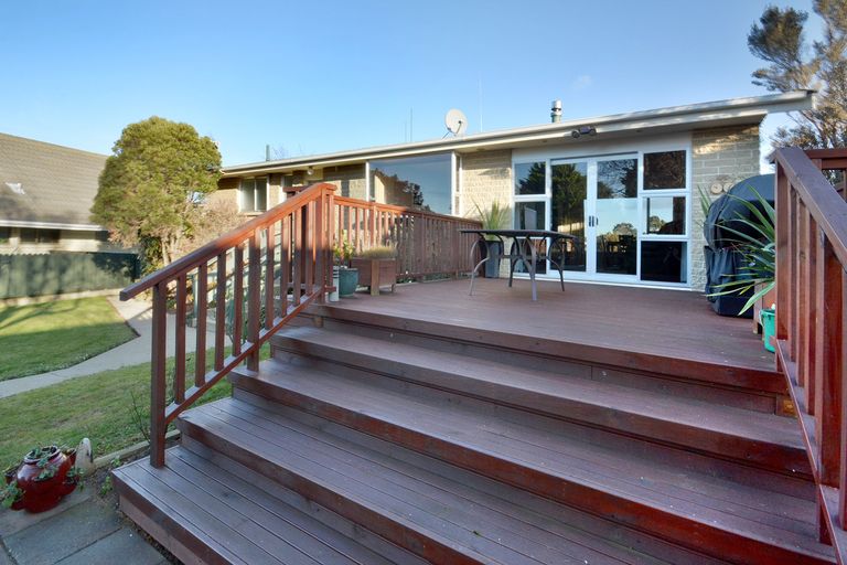 Photo of property in 13 Estuary Crescent, Fairfield, Dunedin, 9018