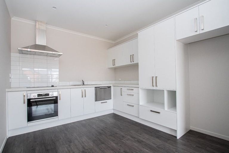 Photo of property in 2/10 Charlemont Street, Whitiora, Hamilton, 3200