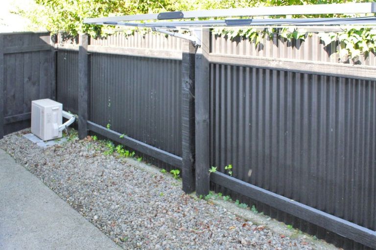 Photo of property in 122d Heretaunga Street, Palmerston North, 4414