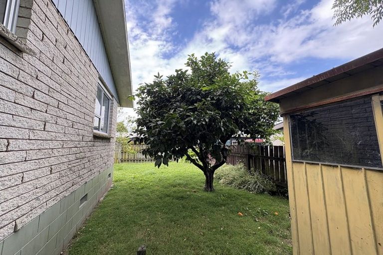 Photo of property in 121a Otumoetai Road, Brookfield, Tauranga, 3110