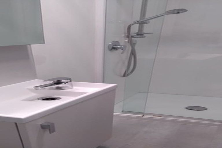 Photo of property in 662 Beach Road, Browns Bay, Auckland, 0630