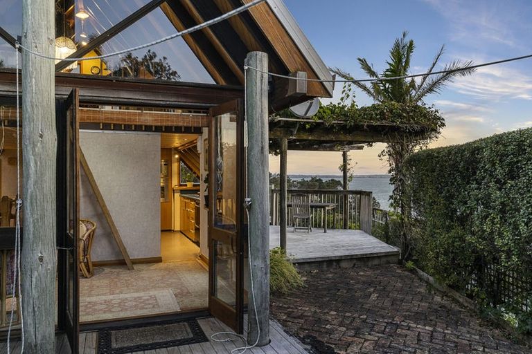 Photo of property in 36 Mayall Avenue, Beach Haven, Auckland, 0626